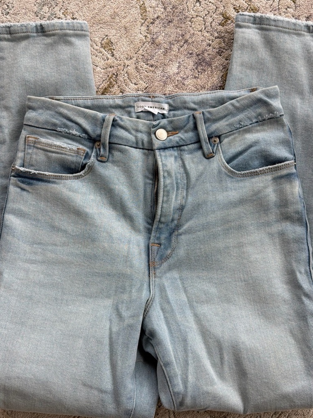 Good American Women’s Light Blue Denim Jeans